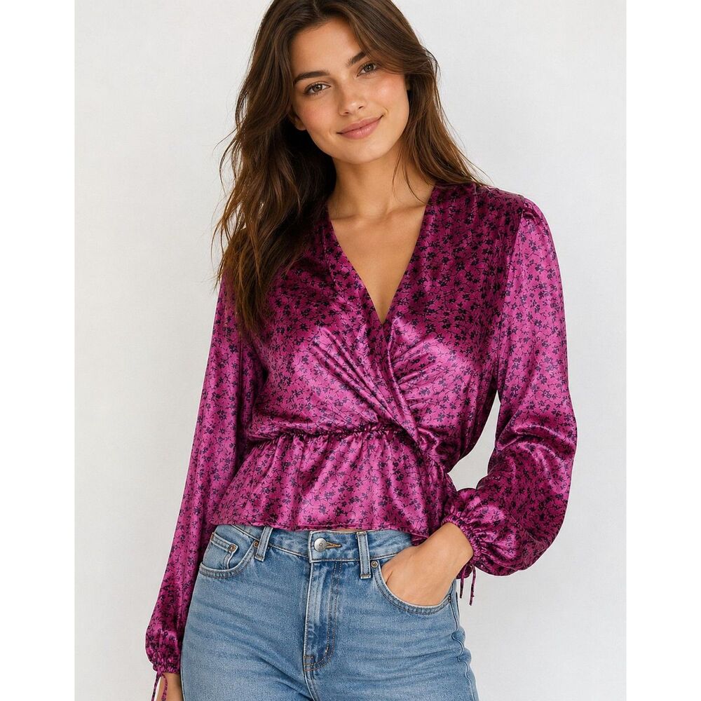 Urban Outfitters S 4 6 Purple Tiny Flowers Satin V Neck Cropped Boho Peplum Top